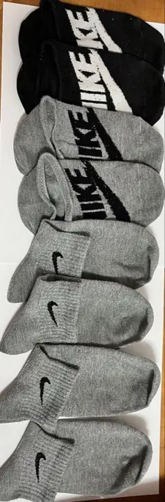 NIKE ロゴ入りソックス 4足セット