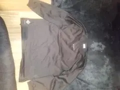 Columbia 黒 長袖カットソー