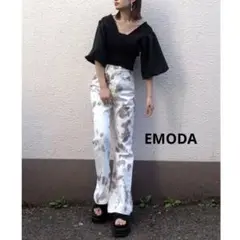 美品】EMODA （エモダ）　セミフレアジャストウエストジーンズ　タイダイ