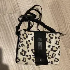 Item thumbnail for item b76c13e9-72d9-44d3-bc74-a50ac5534cb8