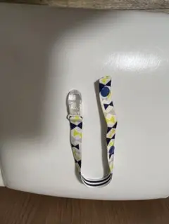 おしゃぶりストラップ