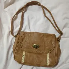 ショルダーバッグ キャメル