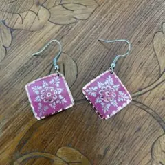 ピアス
