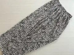 アベイル　chipclip ダルメシアン柄プリーツパンツ