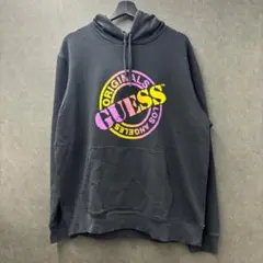 GUESS ブラック&パープルフーディー