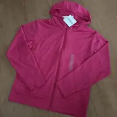 値下げ！新品　ユニクロ　uvカットメッシュパーカーエアリズム　 140