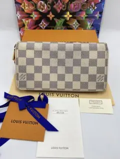 Item thumbnail for item b57e3cf3-bc42-4e73-9bc8-f48d207268f1