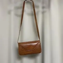 ブラウン ショルダーバッグ