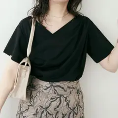 ドレープカットプルオーバー