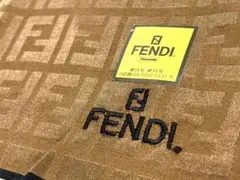 【未使用】FENDI 大判 ハンカチ スカーフ ズッカ柄 絹 シルク