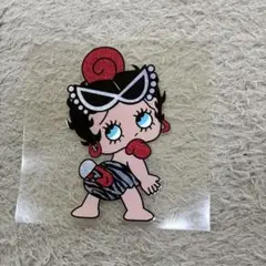 ベティ　カプラハーフ