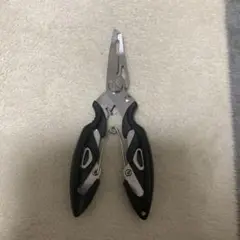 プライヤー
