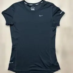 美品Nike DRI-FIT ブラック S ladies 速乾 脱臭