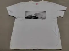 ホワイト グラフィックプリント Tシャツ