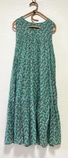 三段ティアード　花柄ワンピース　インド綿　裏地あり　美品