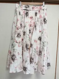【MEW'S REFINED CLOTHES】花柄フレアスカートウエストリボン付