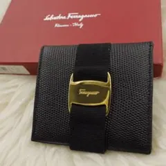 【新品未使用品✨即完売✨人気】Salvatore Ferragamo 折り財布