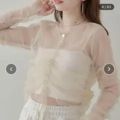 フーズフーチコ　ドロストシャーリング　レイヤード　トップス