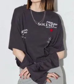 ハートロゴTシャツ　チャコール　新品未使用
