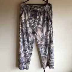 レディース　柄物　ボトムス　ズボン　パンツ　生協　スクロール
