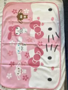 ハローキティ フリースブランケット　サンリオ