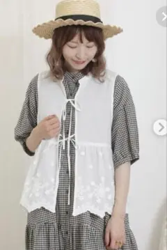 【未使用】Samansa Mos2 刺繍リボンベスト キナリ