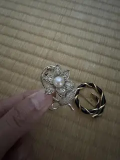昔のブローチ 珍しいデザイン 飾物 断捨離 中古