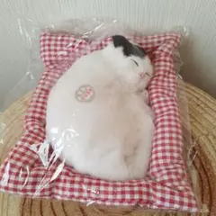 新品未開封　鳴いておひるね　ミャーちゃん　猫　置物　非売品