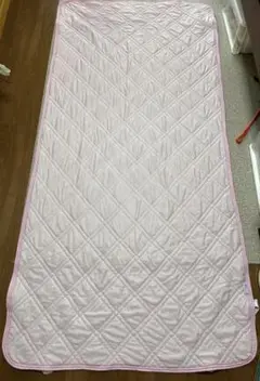 冷感　敷きパッド　Cool Pearl Collection