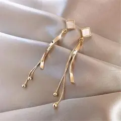 売れ筋商品♡　S925　ロング　ピアス　ゴールド　スクエア　フリンジ　上品