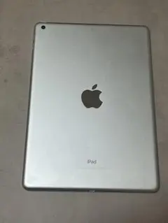 【電源ボタン不良】Apple iPad 第5世代　シルバー 本体のみ