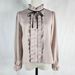美品 tocco closet トッコクローゼット フリルブラウス リボン付き