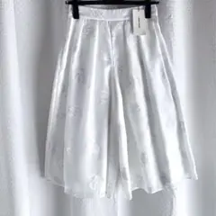 新品 フラワーオパール スカートライク ハーフパンツ