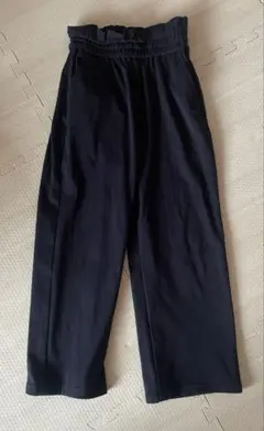 GU 黒 ウエストゴム パンツ