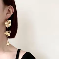 Item thumbnail for item e1eedb24-ca1d-4710-abd7-68689ee1efb5