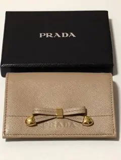プラダ PRADA 未使用品 カードケース 名刺入れ リボン サフィアーノ