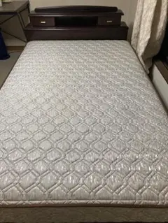 引出し2杯収納セミダブルベッド