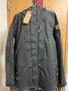 新品 Fjallraven Keb eco shell Parka L