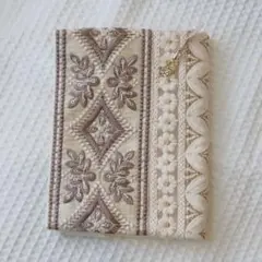 インド刺繍のブックカバー　文庫サイズ