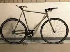 カーテルバイク アヴェニューロー M size