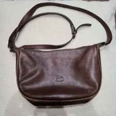 イルビゾンテ IL BISONTE ショルダーバッグ ハーフムーン