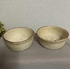 手描き模様の陶器ボウル2個セット