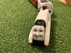 Item thumbnail for item 57675935-e96b-4029-8f9c-19f840813dee