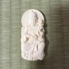 観音菩薩像
