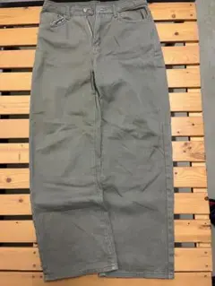【美品】　ワイドデニムパンツ　バギーデニムパンツ　ワイドパンツ　オリーブ