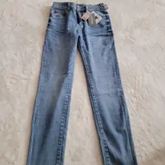 CLOSSI ライトブルー スキニーデニム 新品タグ付き