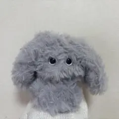 グレーのふわふわうさぎあみぐるみ