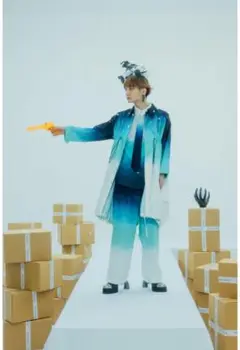 hazama 2022PC 見えないものを見ようとして見上げた夜空のパーカー hazama 2022PC 見えないものを見ようとして見上げた夜空のパーカー