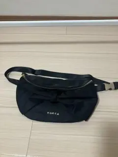 TOCCA トッカ　リボン　ウエストポーチ　ボディーバッグ　美品　ブラック TOCCA ウエストポーチ ウエストバッグ RIBBON KNOT BODY BAG