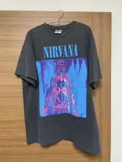 NIRVANA グラフィックTシャツ SLIVER